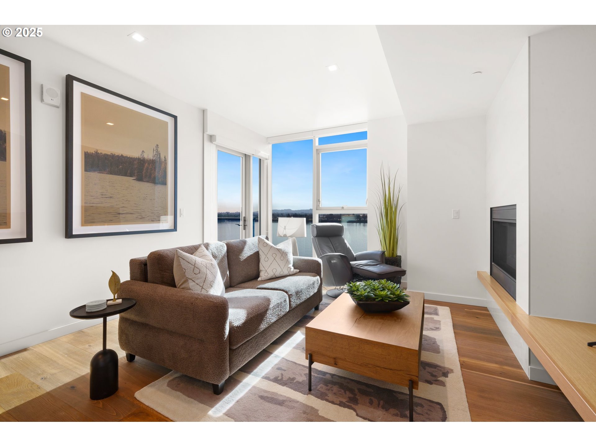 590 Waterfront Way, Unit 404 Vancouver, WA 98660 - Photo 3 of 22