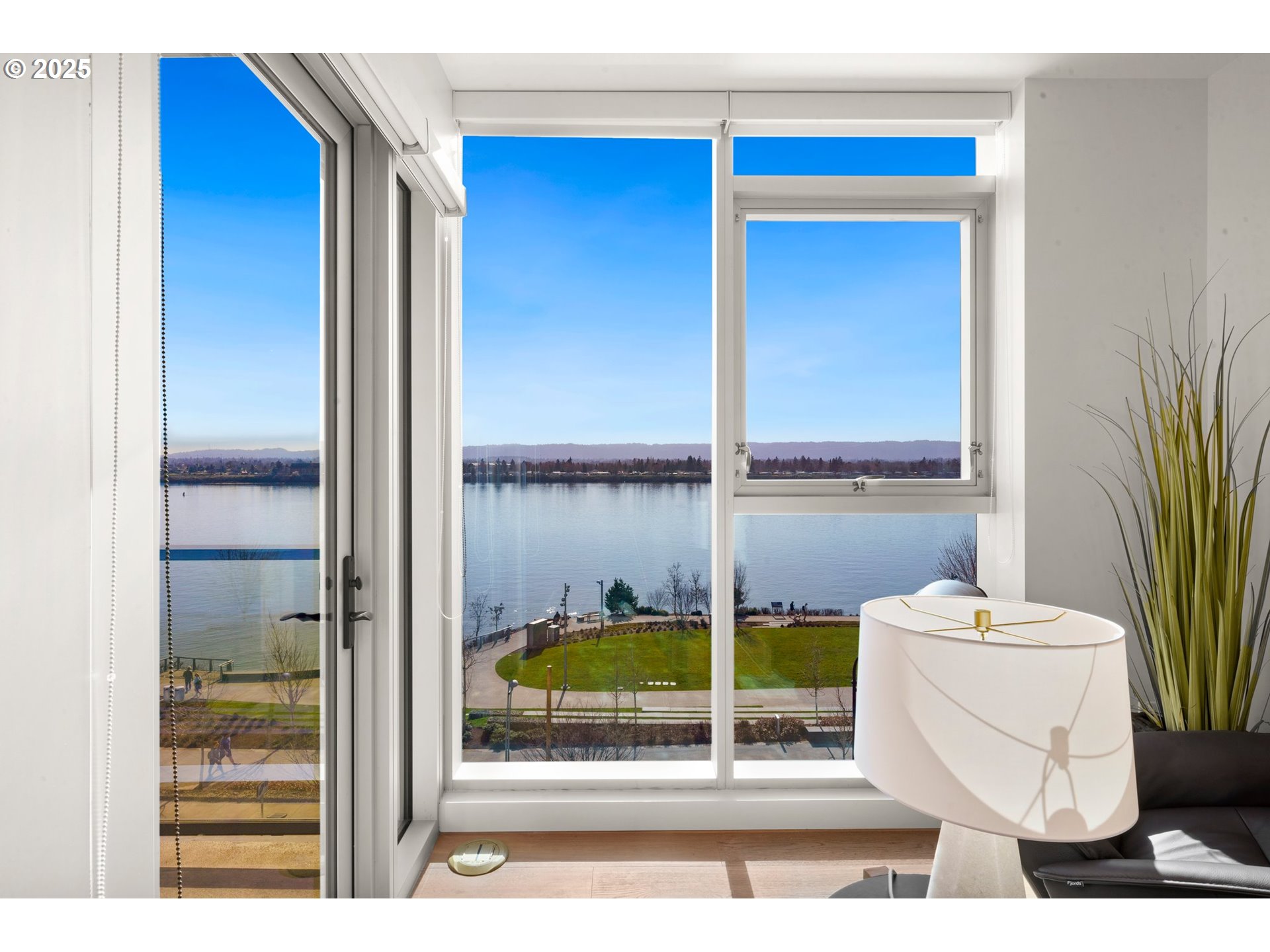 590 Waterfront Way, Unit 404 Vancouver, WA 98660 - Photo 4 of 22