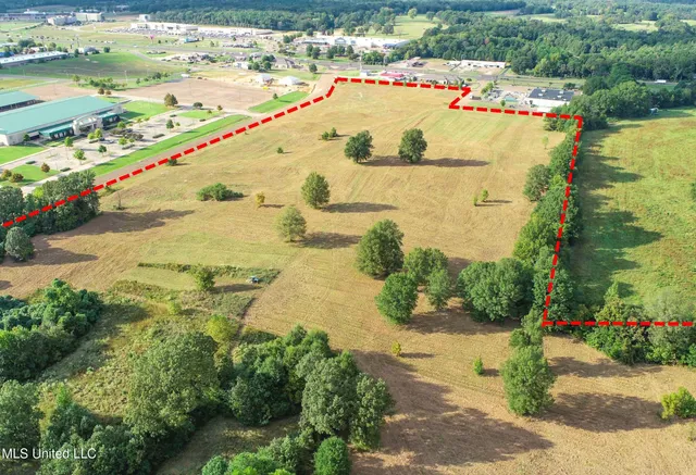 $2,300,000 | 0 Civic Center Drive, Batesville, MS 38606