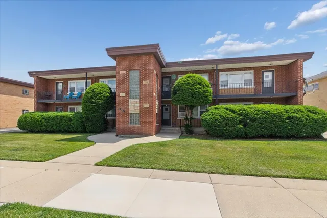 $1,190,000 | 1211 Homestead Road, La Grange Park, IL 60526