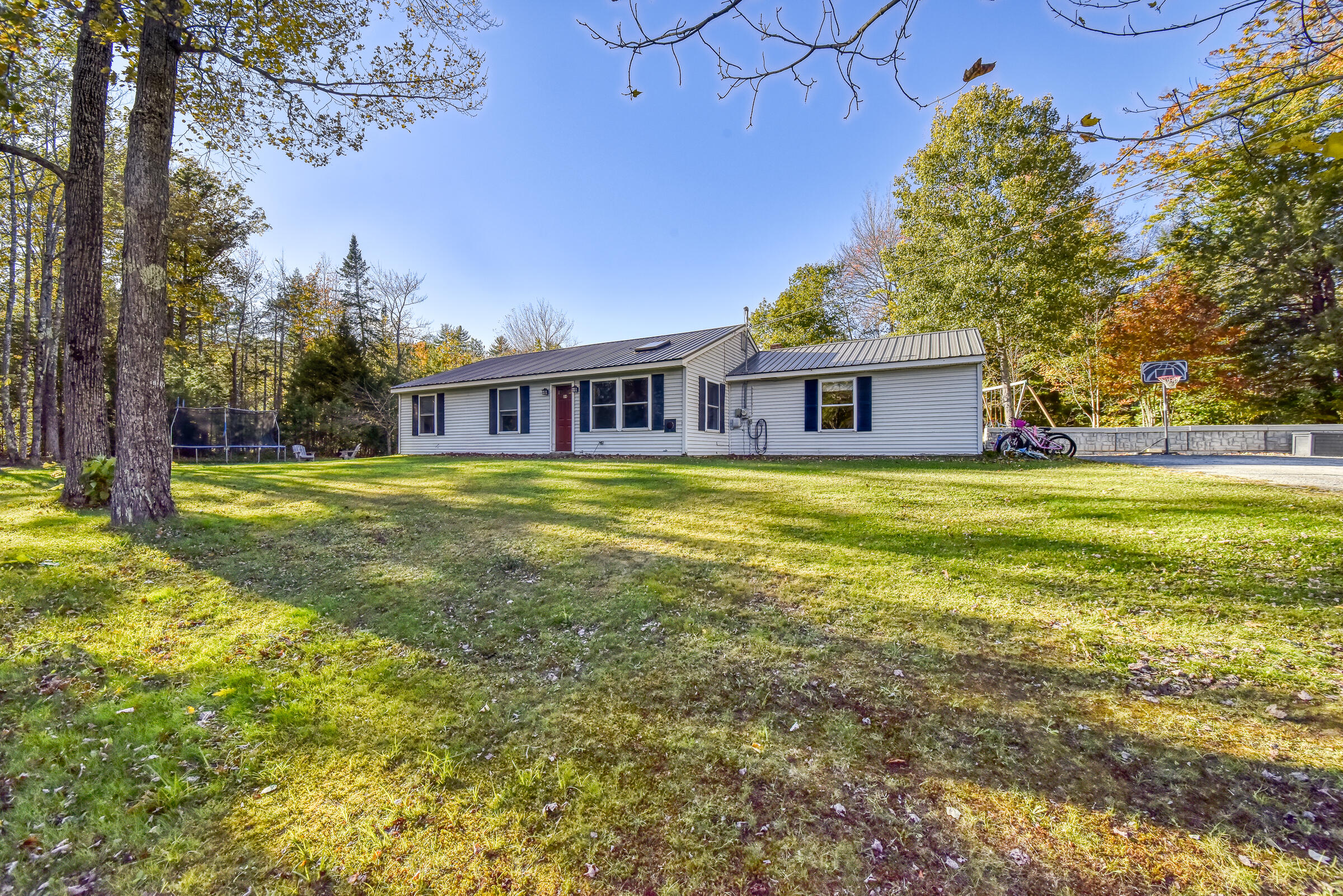 84 Maranacook Road Winthrop, ME 04364 - Photo 1 of 37 109754gr-105