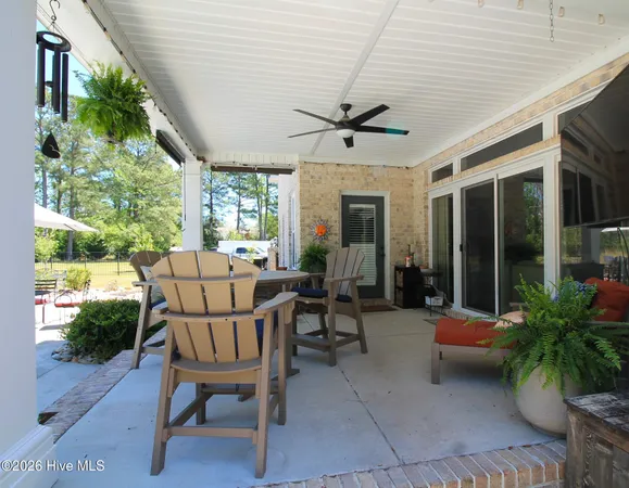 $729,000 | 2319 Pleasant Pl Lane, Greenville, NC 27858