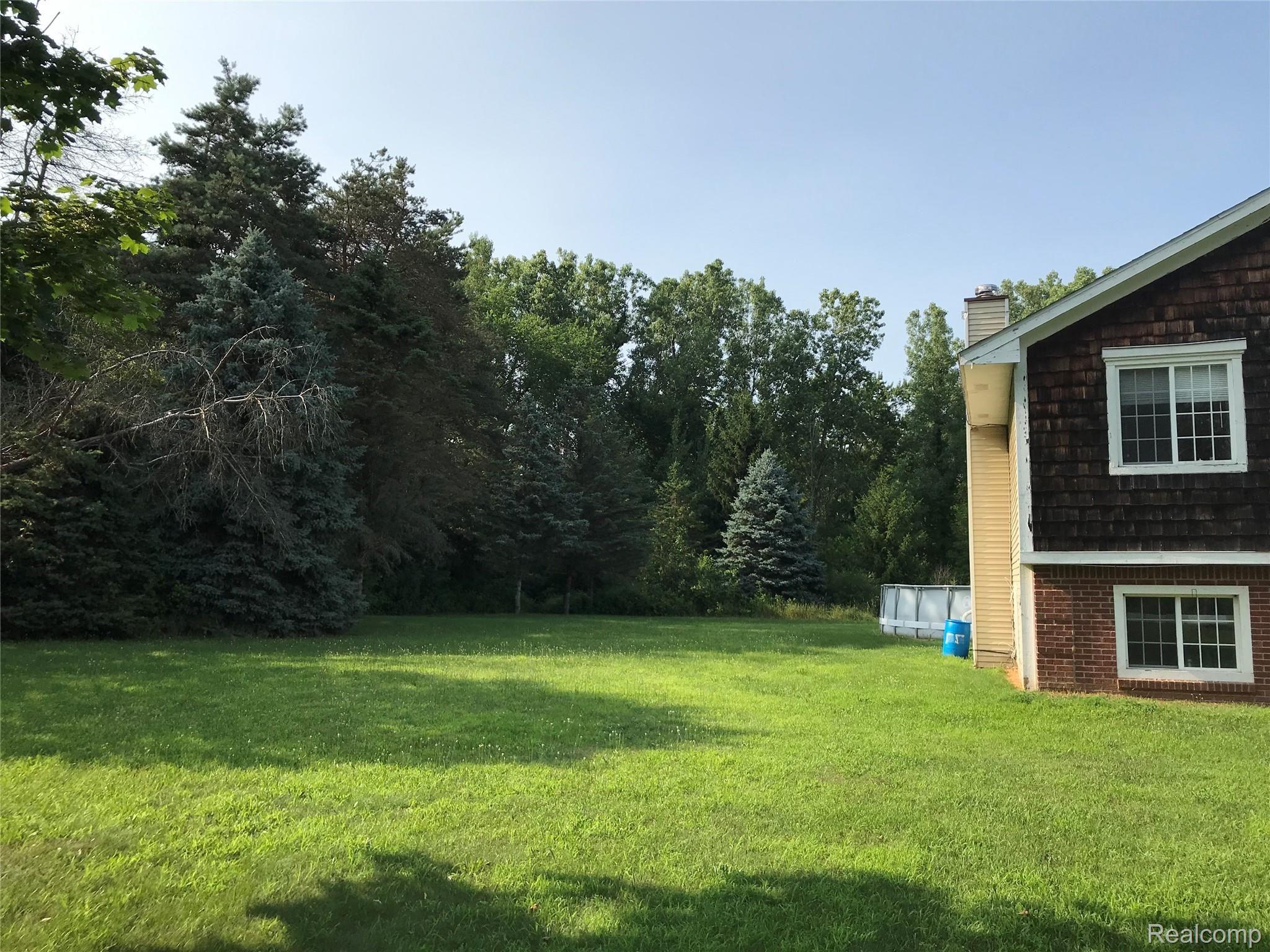 10236 West Sober Road Perry, MI 48872 - Photo 31 of 75 9D087796-F74F-4A3C-B3EF-6EB51E1ACE41.jpeg