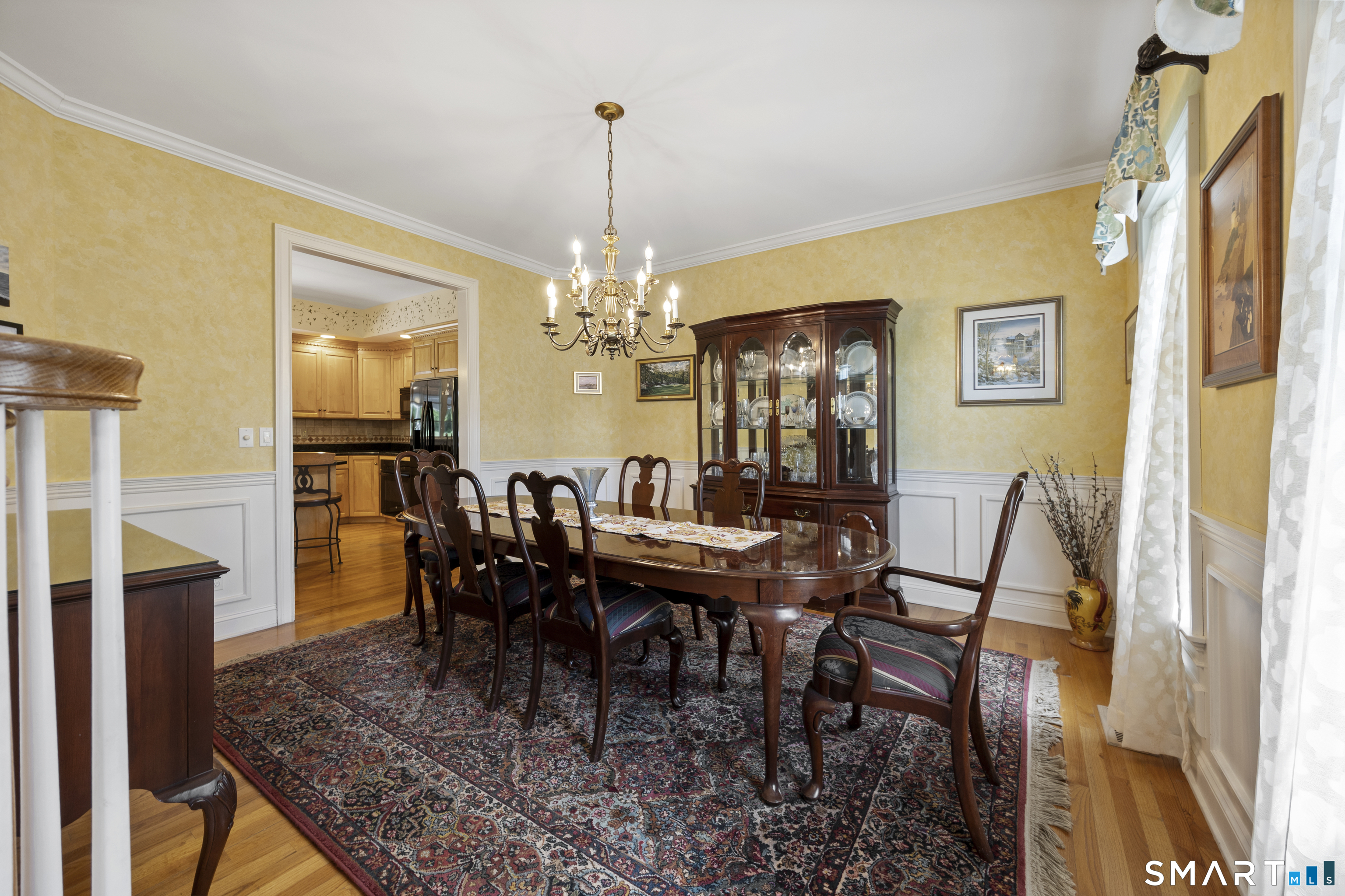 325 Westwood Road Bristol, CT 06010 - Photo 9 of 40