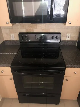 $1,800 | 4131 San Marino Boulevard, Unit 203, West Palm Beach, FL 33409