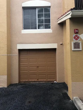 $1,800 | 4131 San Marino Boulevard, Unit 203, West Palm Beach, FL 33409