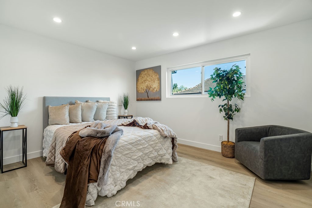 11111 Vanalden Avenue Porter Ranch, CA 91326 - Photo 14 of 17