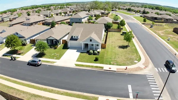 $2,150 | 103 Trailside Lane, Bastrop, TX 78602