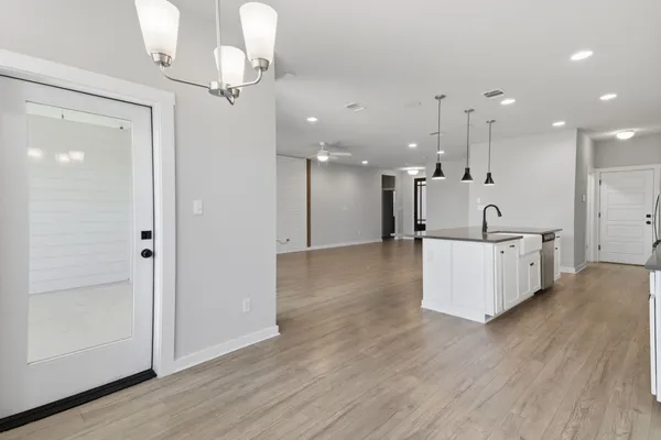 $2,150 | 103 Trailside Lane, Bastrop, TX 78602