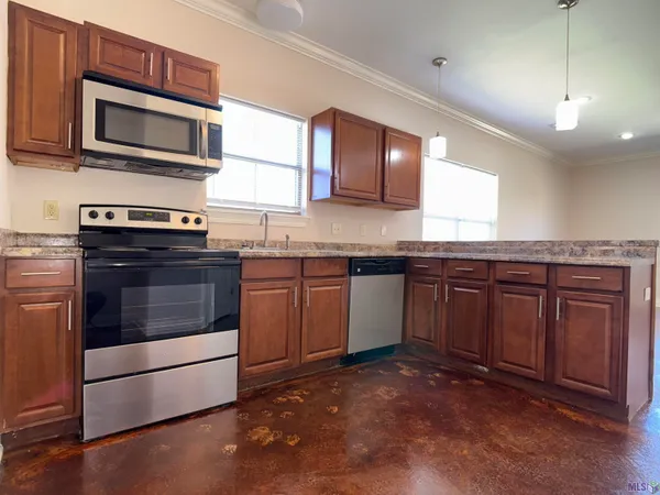 $1,300 | 40455 La Highway, Prairieville, LA 70769