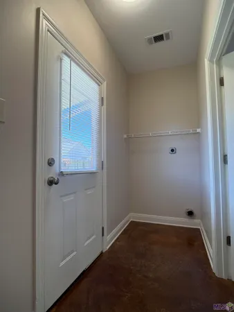 $1,300 | 40455 La Highway, Prairieville, LA 70769