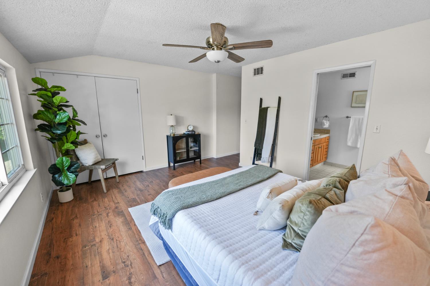1768 Elmhurst Lane Concord, CA 94521 - Photo 23 of 70