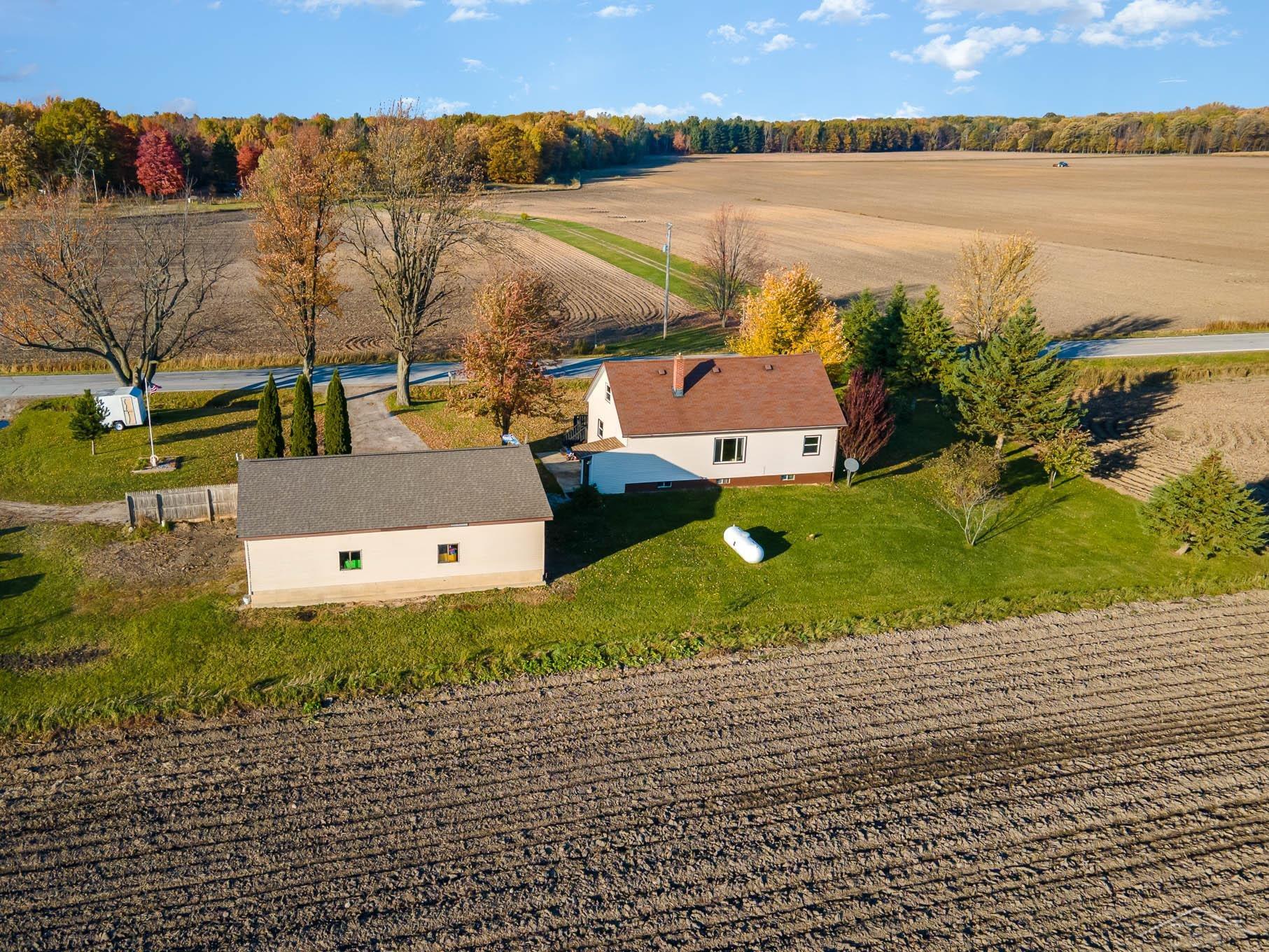 1907 West Neuman Road Pinconning, MI 48650 - Photo 25 of 28 50093989-24.JPG