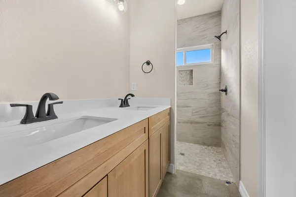 $217,900 | 1315 Lone Pine Way, Killeen, TX 76543