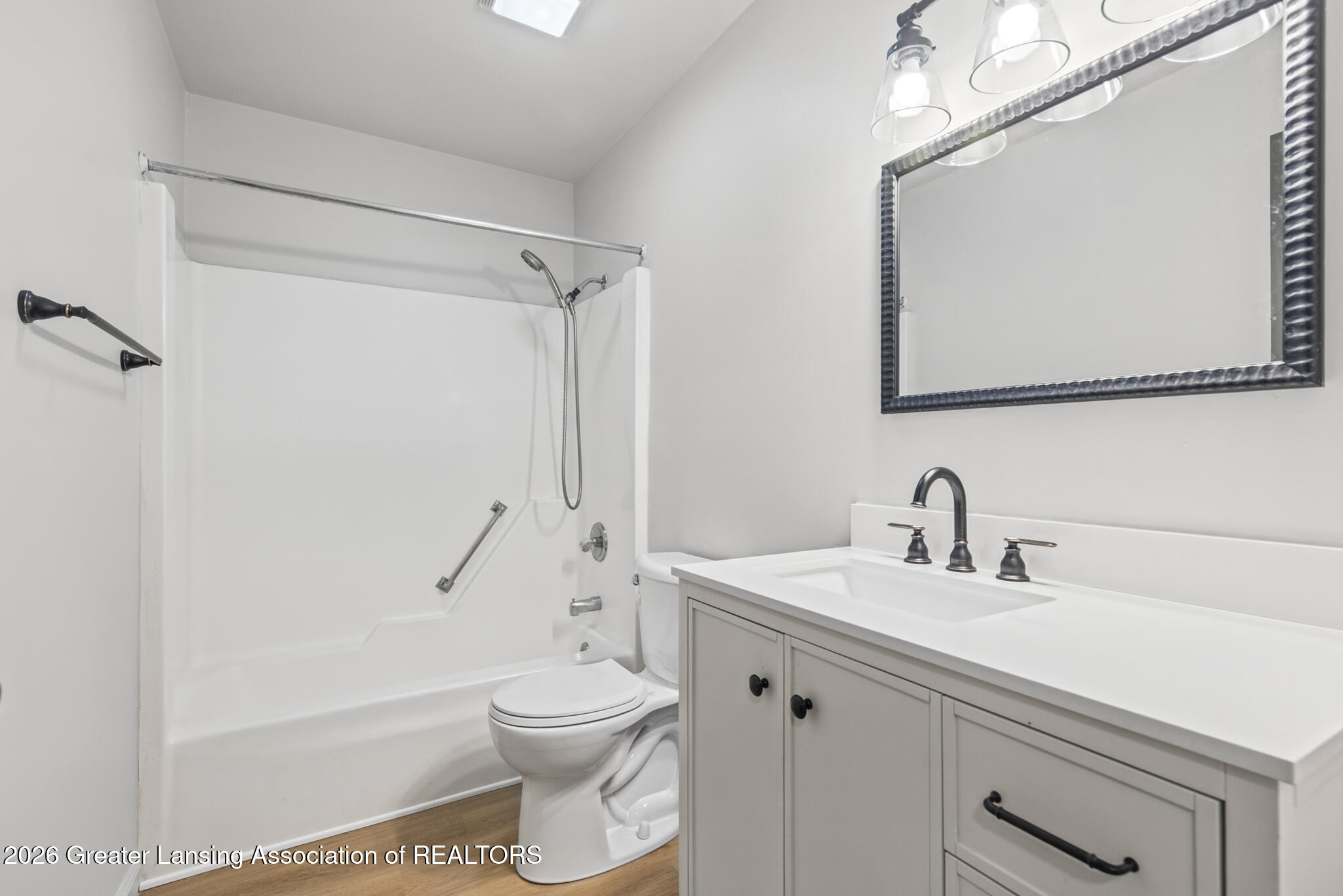 5111 Hughes Road Lansing, MI 48911 - Photo 9 of 21 5111_Hughes_GARY-9