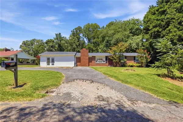 $242,900 | 172 Chauncey Drive, Millers Creek, NC 28651