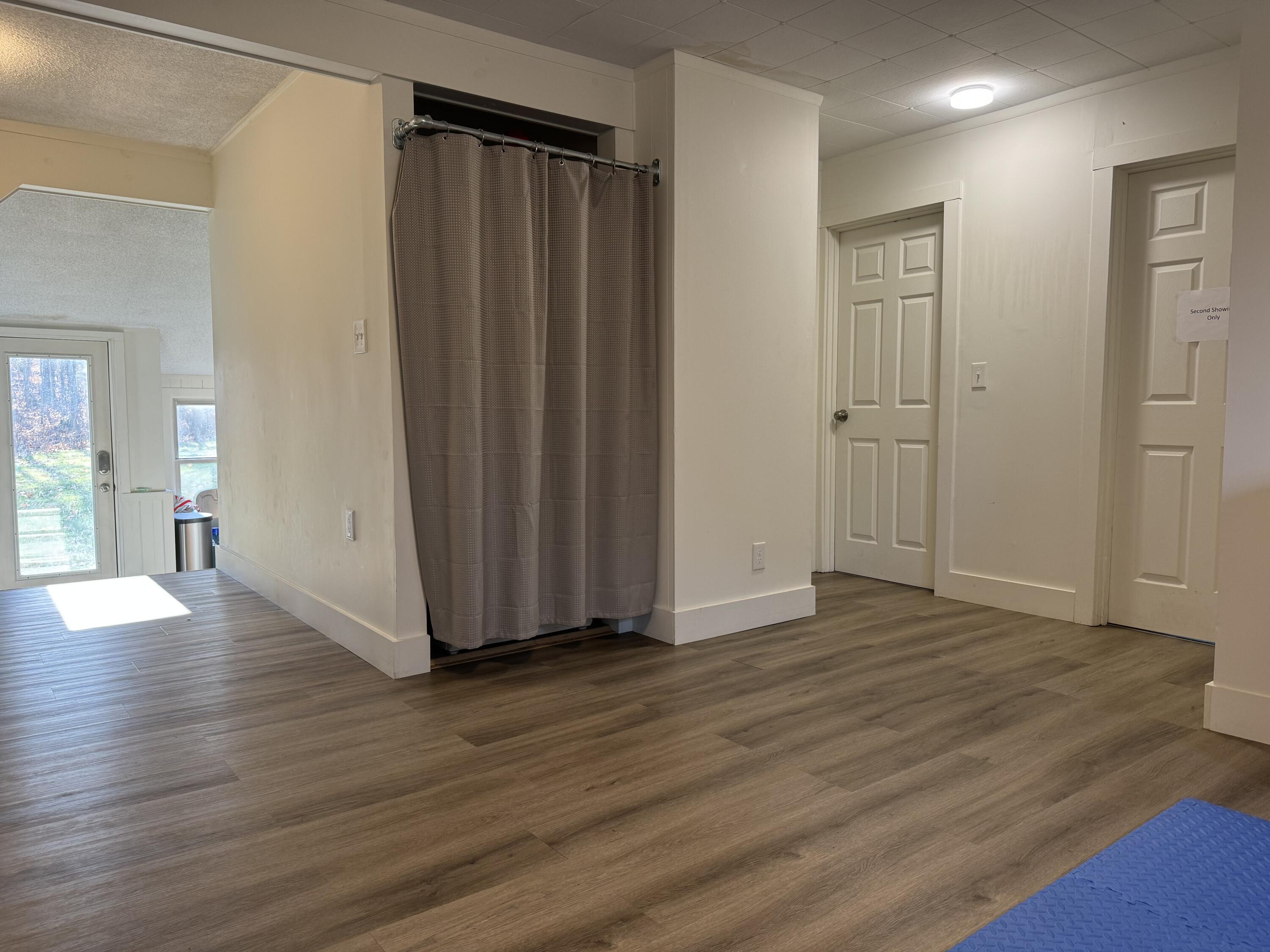 750 County Road Westbrook, ME 04092 - Photo 7 of 19 Living Room