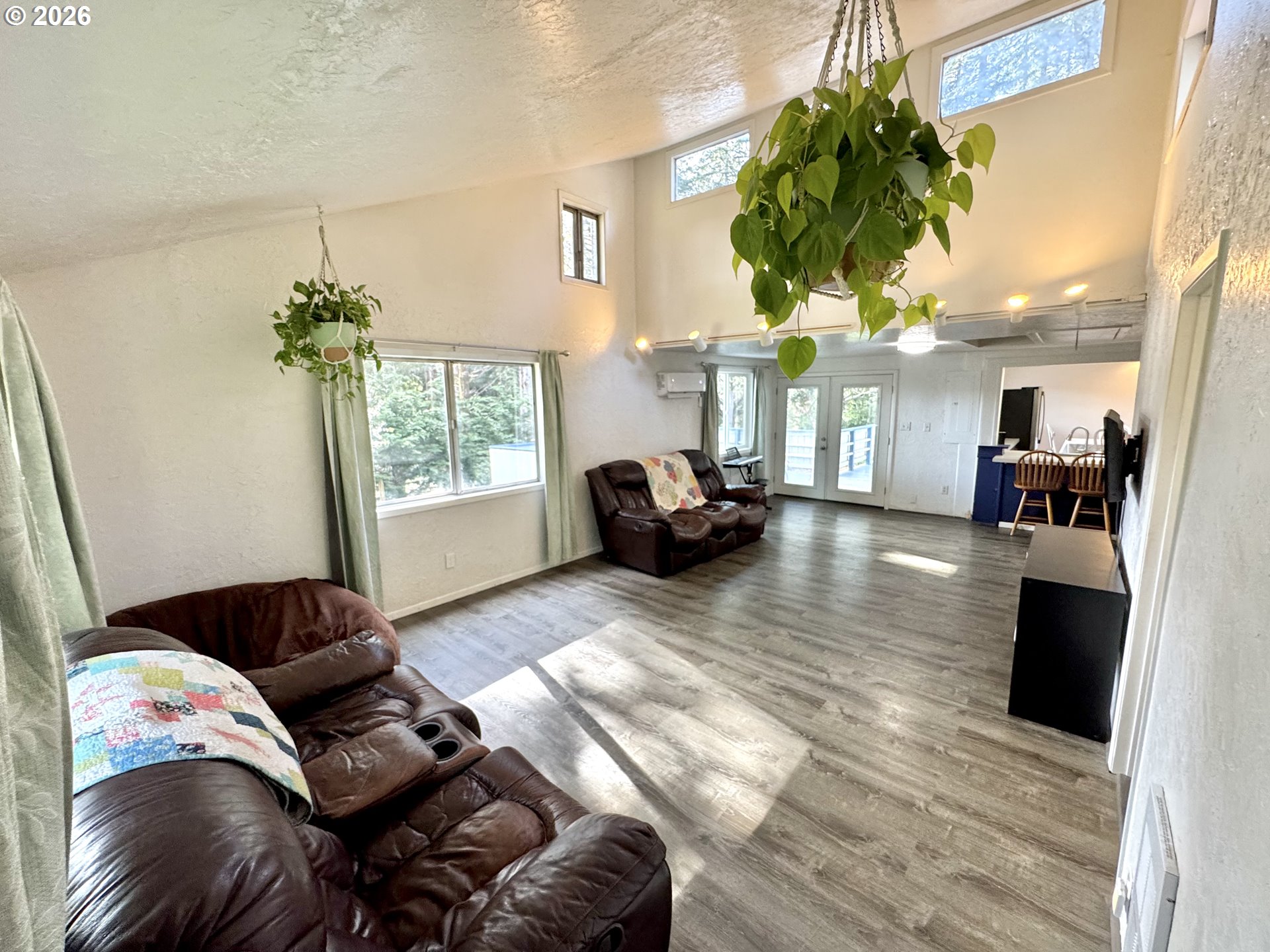 63290 Rice Road Coos Bay, OR 97420 - Photo 9 of 48