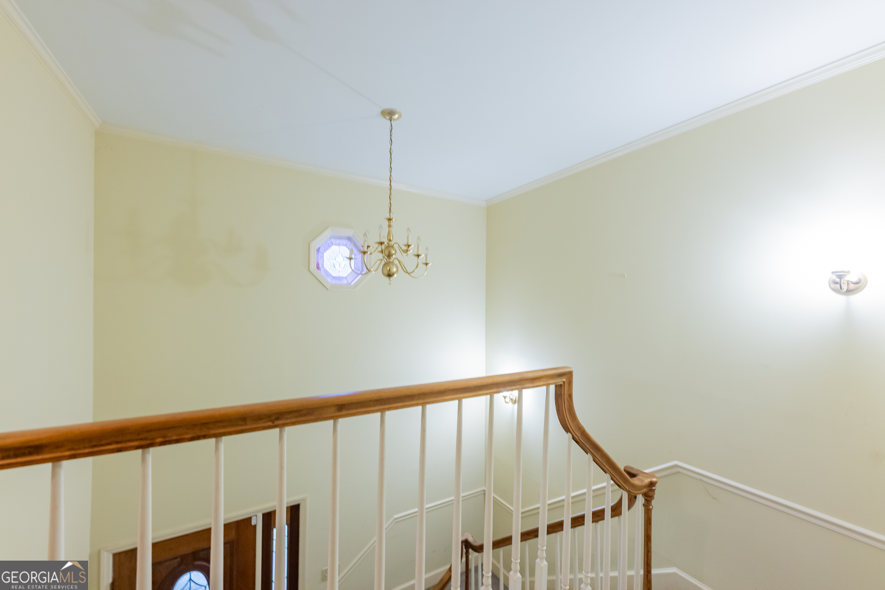 124 David Drive Thomaston, GA 30286 - Photo 18 of 43 a view of a hallway with closet