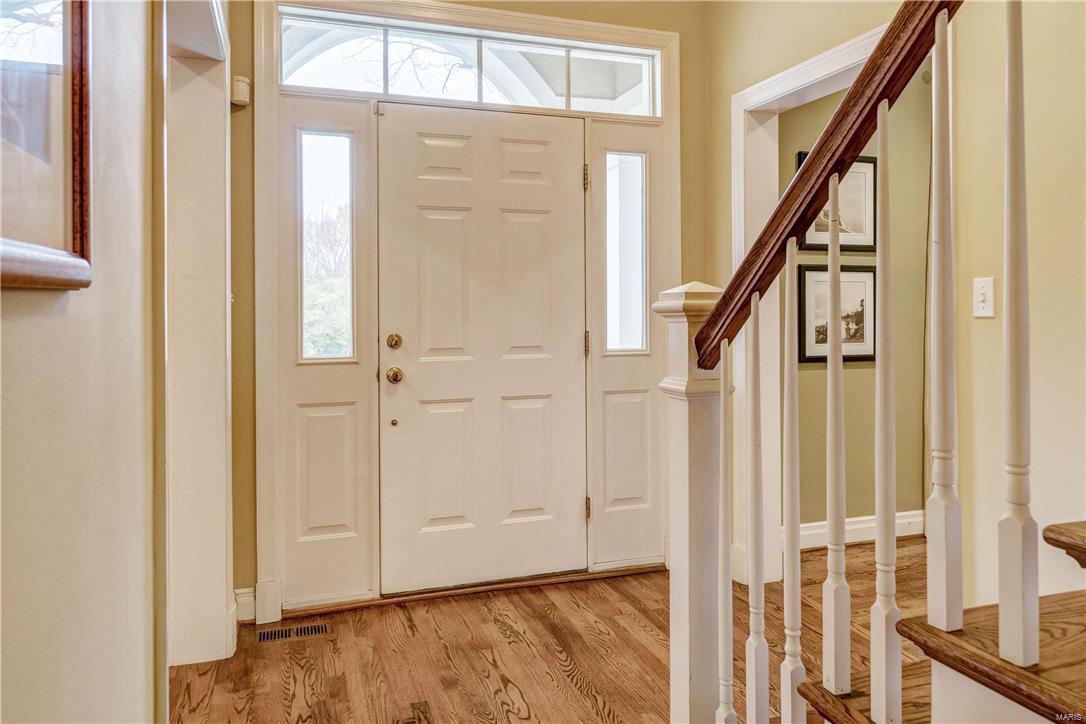 19 South Covington Meadows Road St. Louis, MO 63132 - Photo 3 of 64 Gallery Image 3