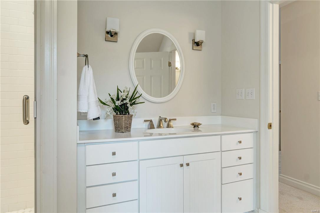 19 South Covington Meadows Road St. Louis, MO 63132 - Photo 41 of 64 Gallery Image 41