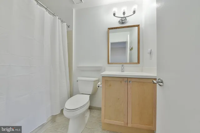 $2,400 | 702 Spice Bush, Ambler, PA 19002