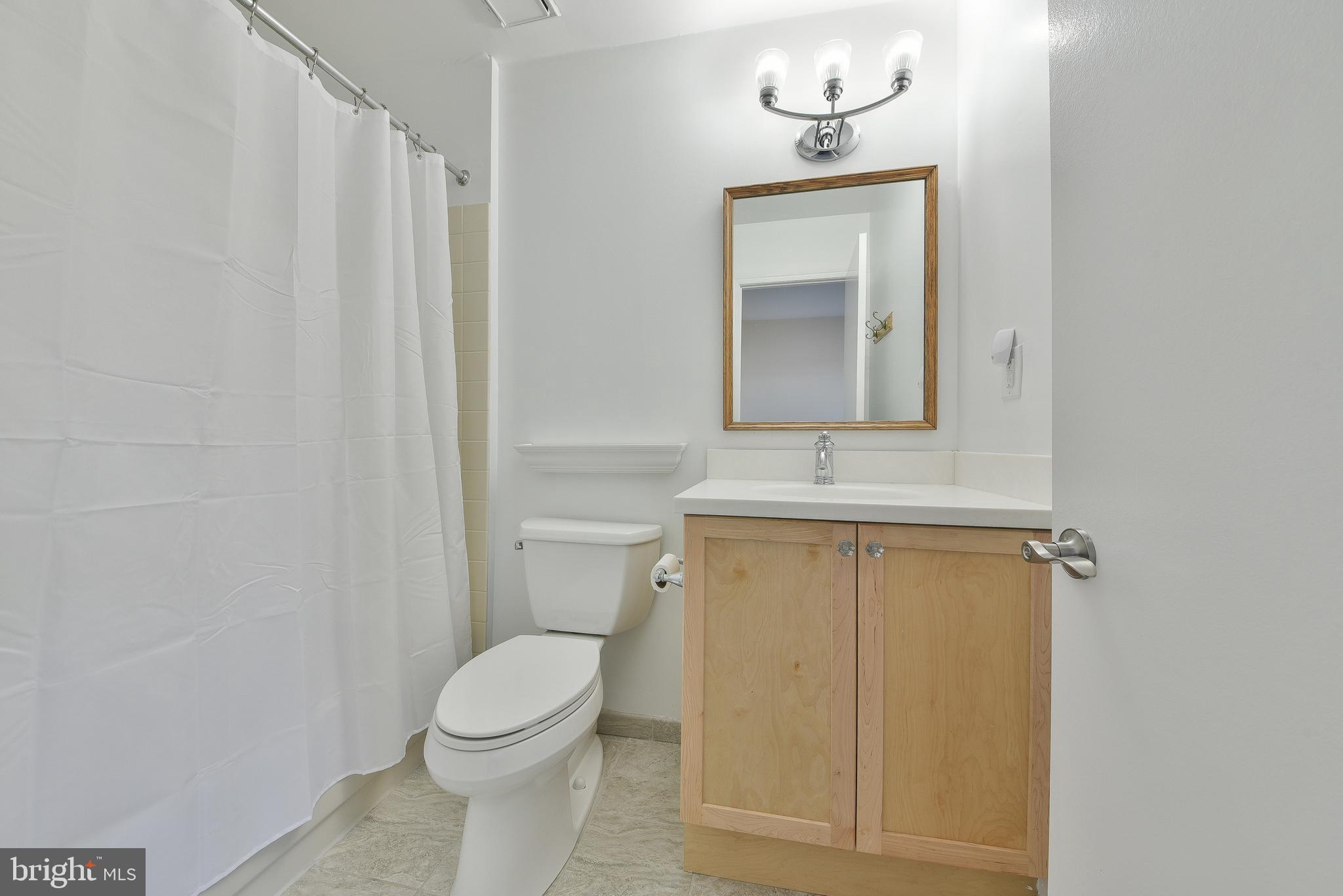 702 Spice Bush Ambler, PA 19002 - Photo 14 of 18