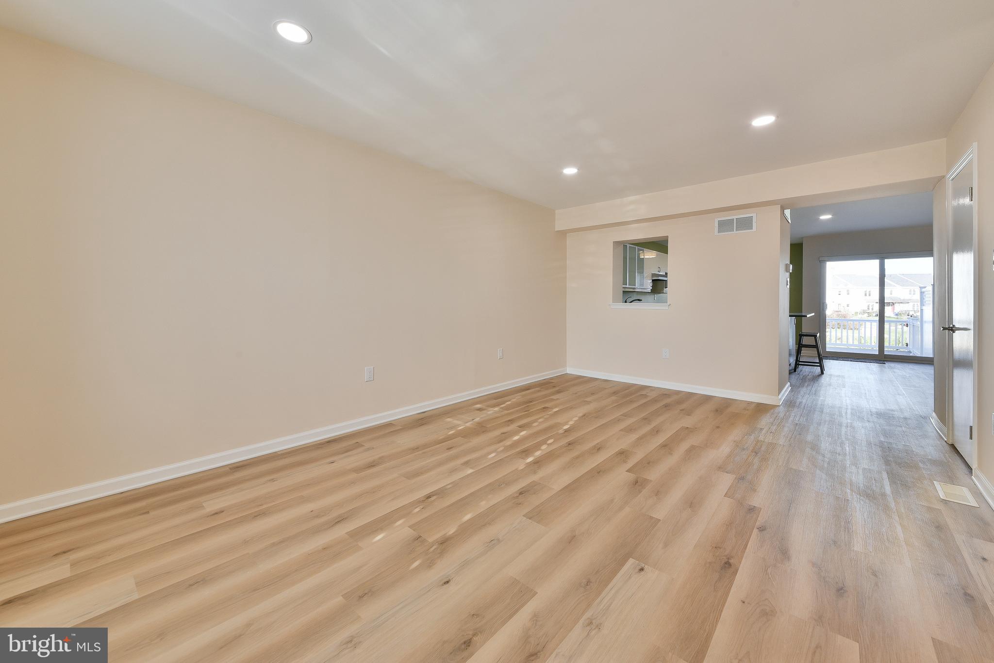 702 Spice Bush Ambler, PA 19002 - Photo 2 of 18