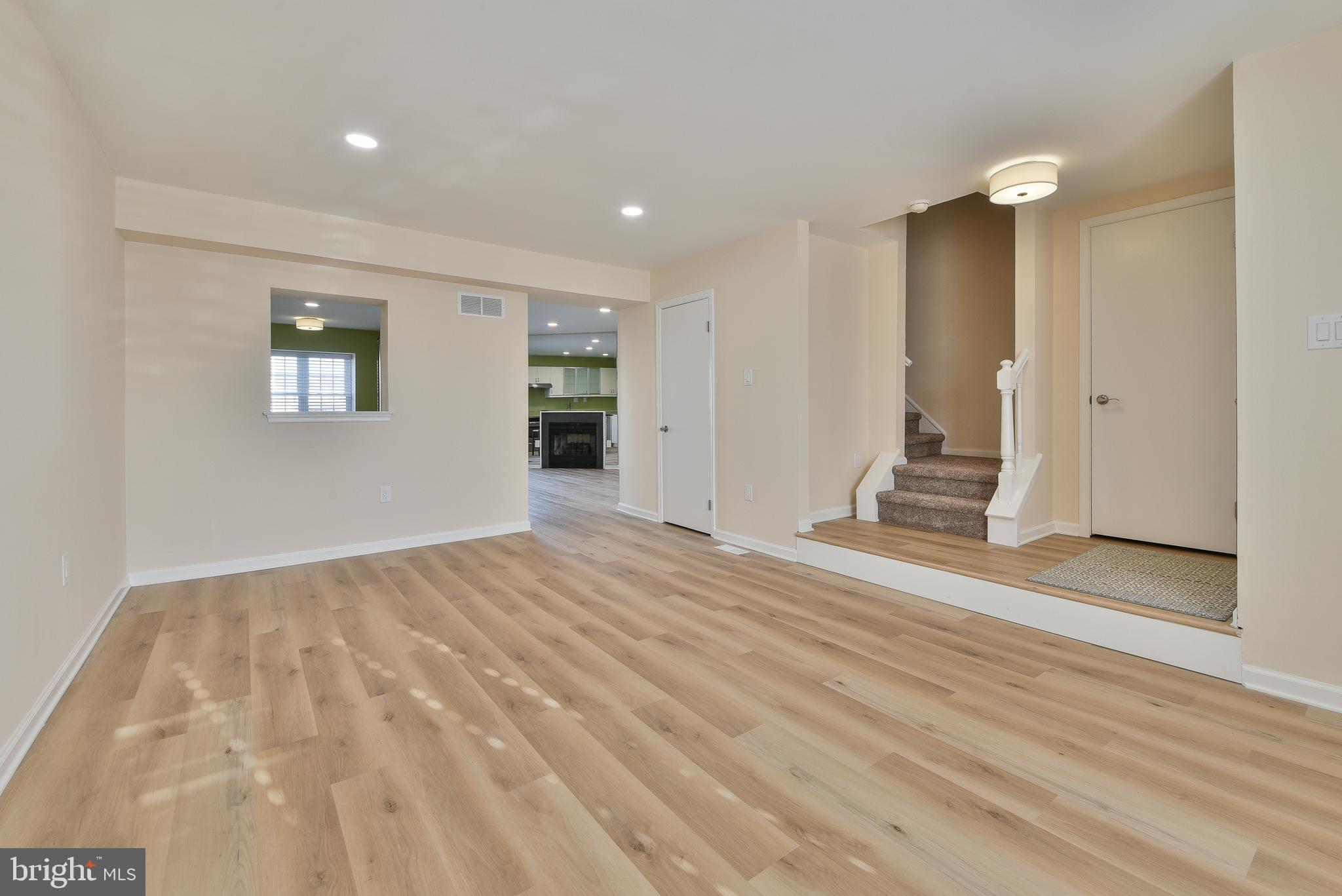 702 Spice Bush Ambler, PA 19002 - Photo 3 of 18