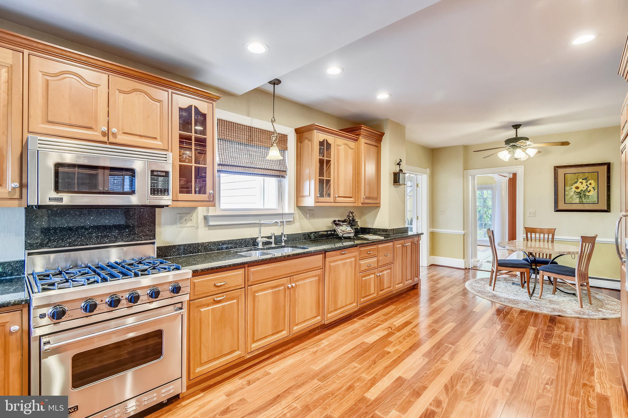 8325 Bensville Road Waldorf, MD 20603 - Photo 6 of 88 Gourmet Kitchen