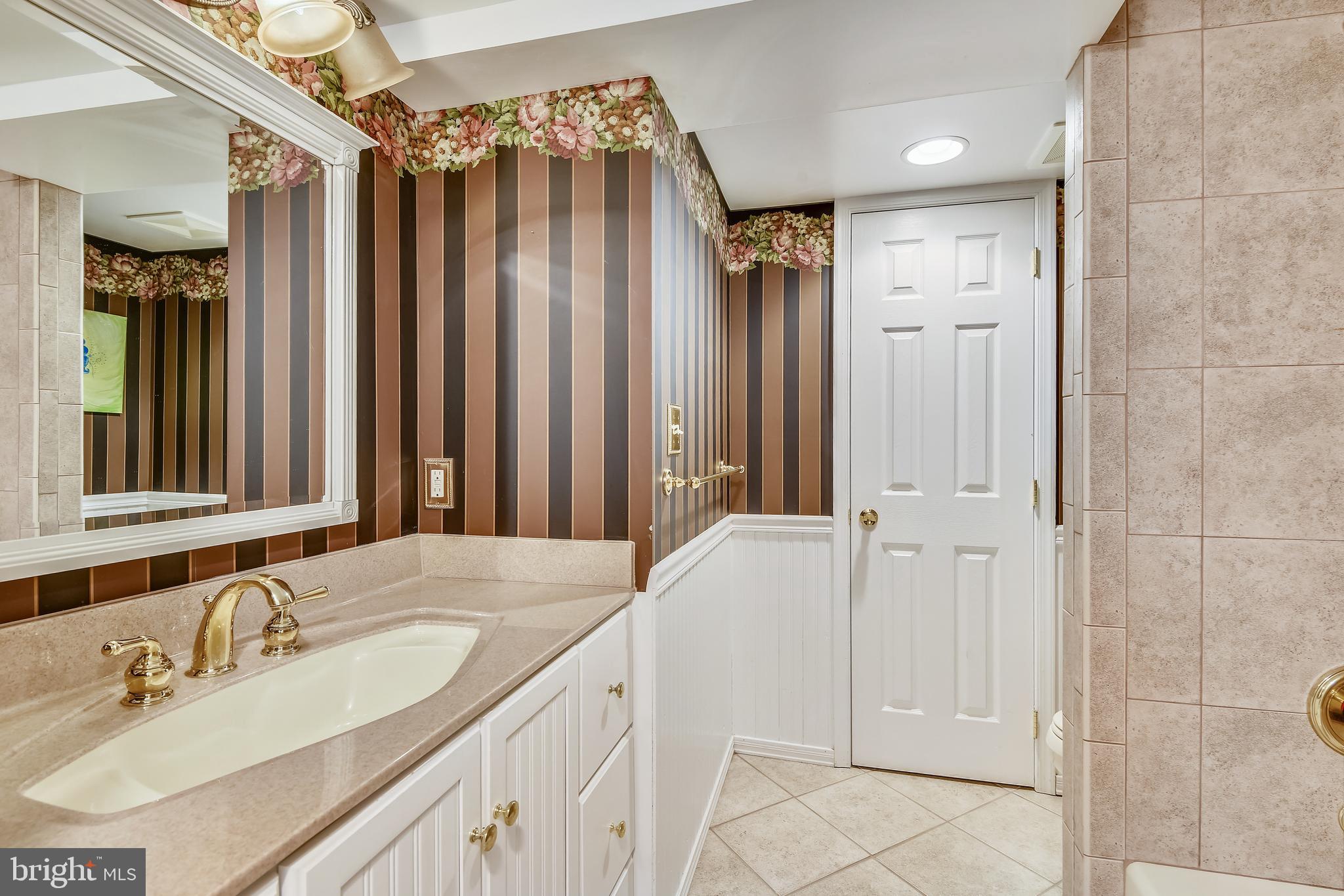 8325 Bensville Road Waldorf, MD 20603 - Photo 58 of 88 Lower Level Full Bathroom