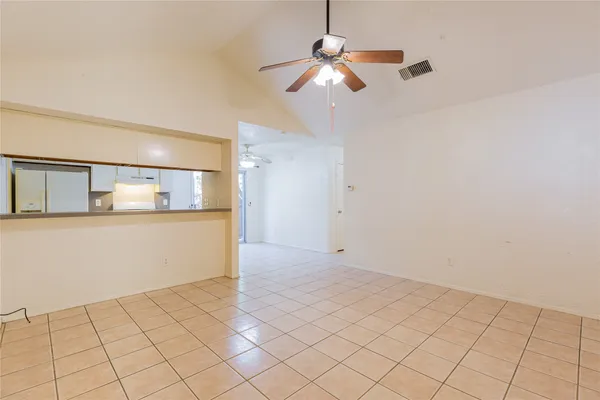 $1,400 | 11405 Ptarmigan Drive, Unit B, Austin, TX 78758