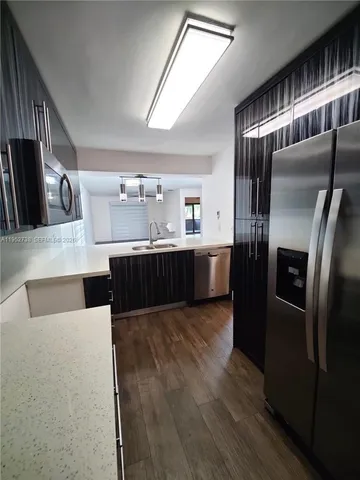 $3,000 | 5201 Southwest 31st Avenue, Unit 102, Dania Beach, FL 33312
