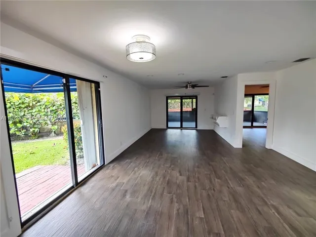 $3,000 | 5201 Southwest 31st Avenue, Unit 102, Dania Beach, FL 33312