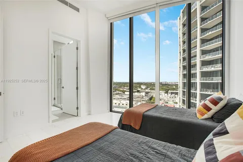 $4,800,000 | 2821 South Bayshore Drive, Unit 15C, Miami, FL 33133