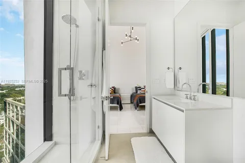 $4,800,000 | 2821 South Bayshore Drive, Unit 15C, Miami, FL 33133