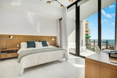 $4,800,000 | 2821 South Bayshore Drive, Unit 15C, Miami, FL 33133