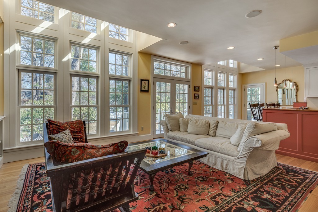 10 Columbine Road Milton, MA 02186 - Photo 3 of 30 Gallery Image 3