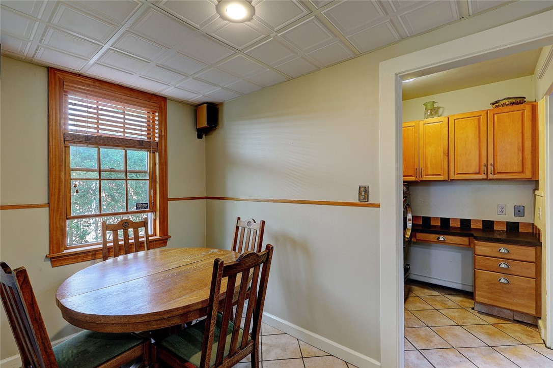 24 Ray Street Providence, RI 02906 - Photo 19 of 43 Gallery Image 19