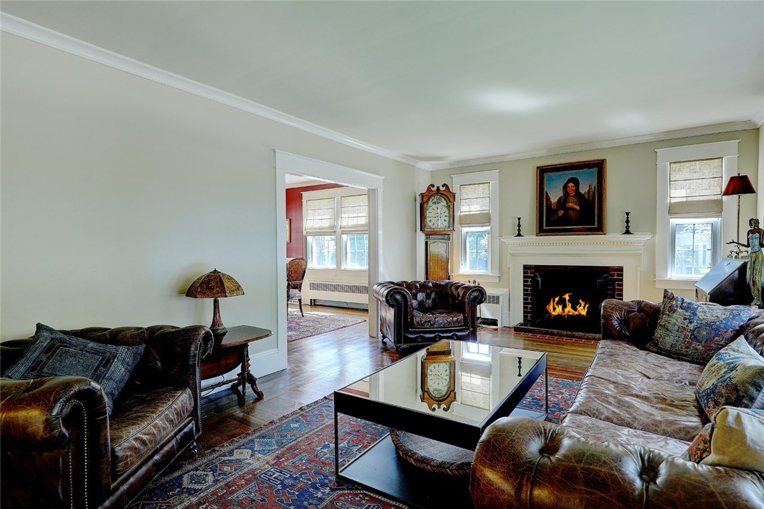 24 Ray Street Providence, RI 02906 - Photo 4 of 43 Gallery Image 4
