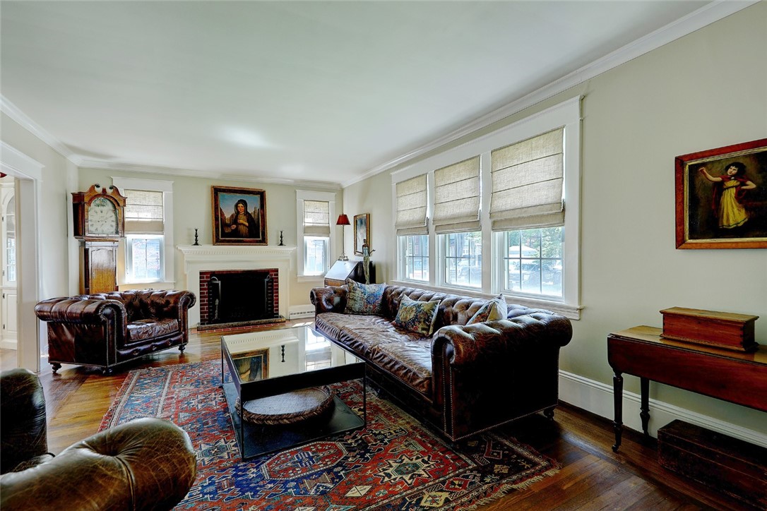 24 Ray Street Providence, RI 02906 - Photo 6 of 43 Gallery Image 6