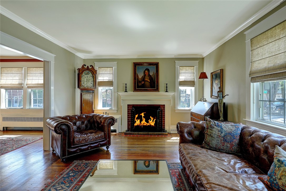 24 Ray Street Providence, RI 02906 - Photo 7 of 43 Gallery Image 7