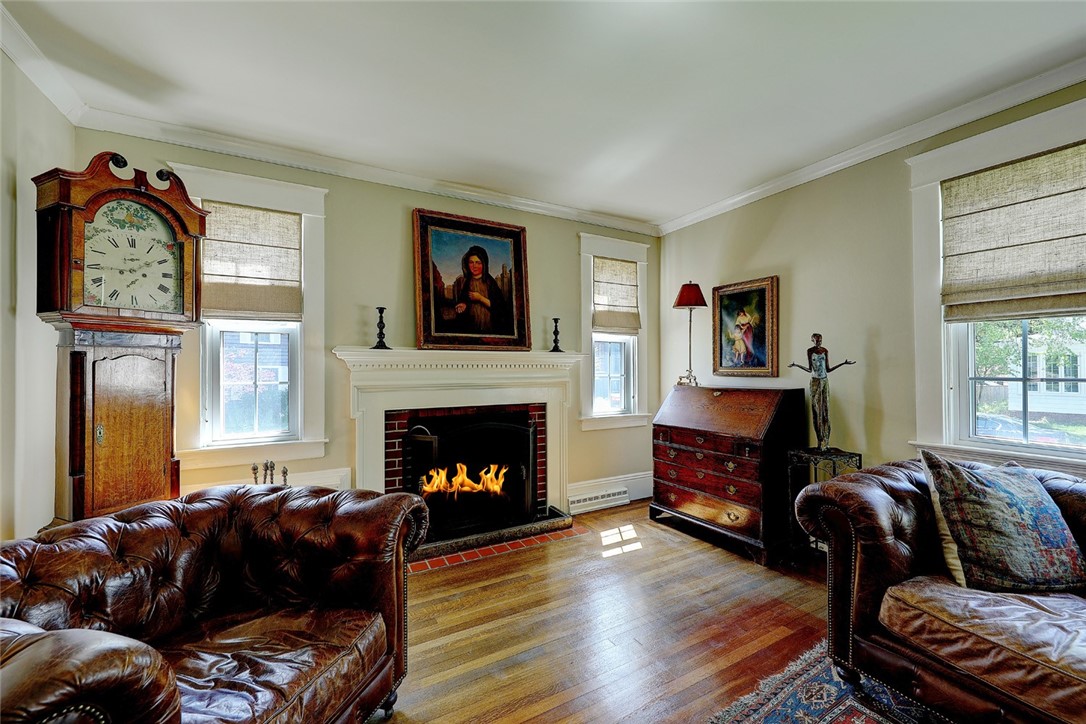 24 Ray Street Providence, RI 02906 - Photo 8 of 43 Gallery Image 8