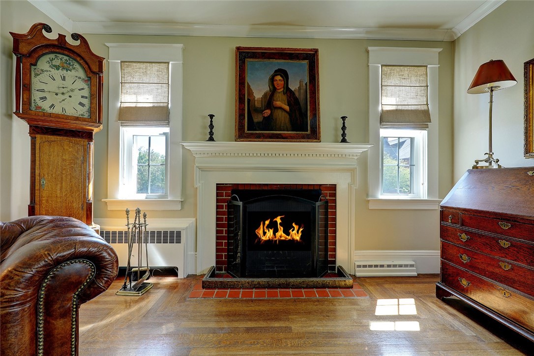 24 Ray Street Providence, RI 02906 - Photo 9 of 43 Gallery Image 9