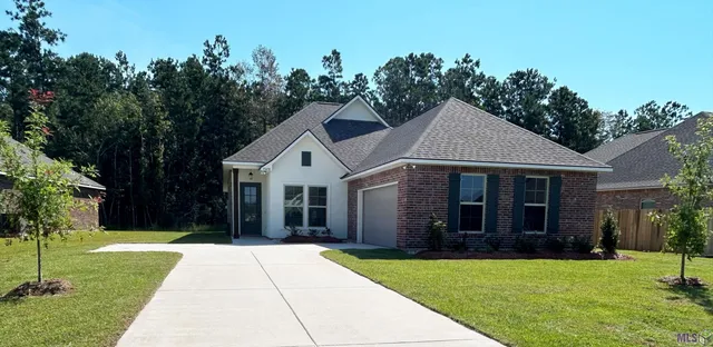 $299,170 | 39478 White Sand Lane, Ponchatoula, LA 70454