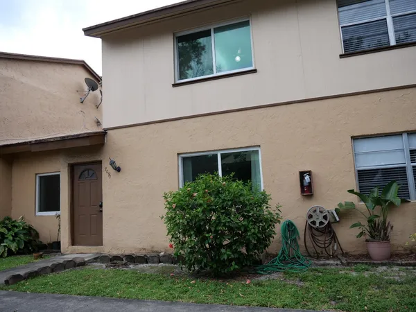 $2,500 | 7091 West Sunrise Boulevard, Unit 7091, Plantation, FL 33313