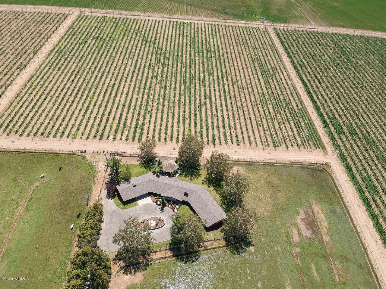 8540-2 Fort Road Wapato, WA 98951 - Photo 2 of 55 AERIAL 1