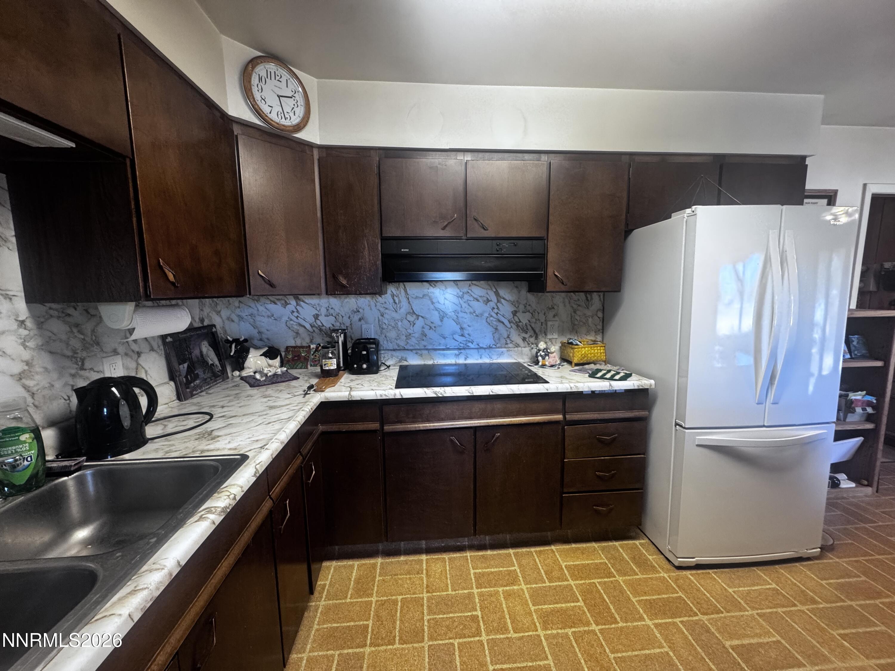 441 Venturacci Lane Fallon, NV 89406 - Photo 12 of 33 Kitchen 3