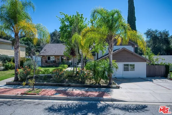 $2,194,999 | 22650 Jameson Drive, Calabasas, CA 91302