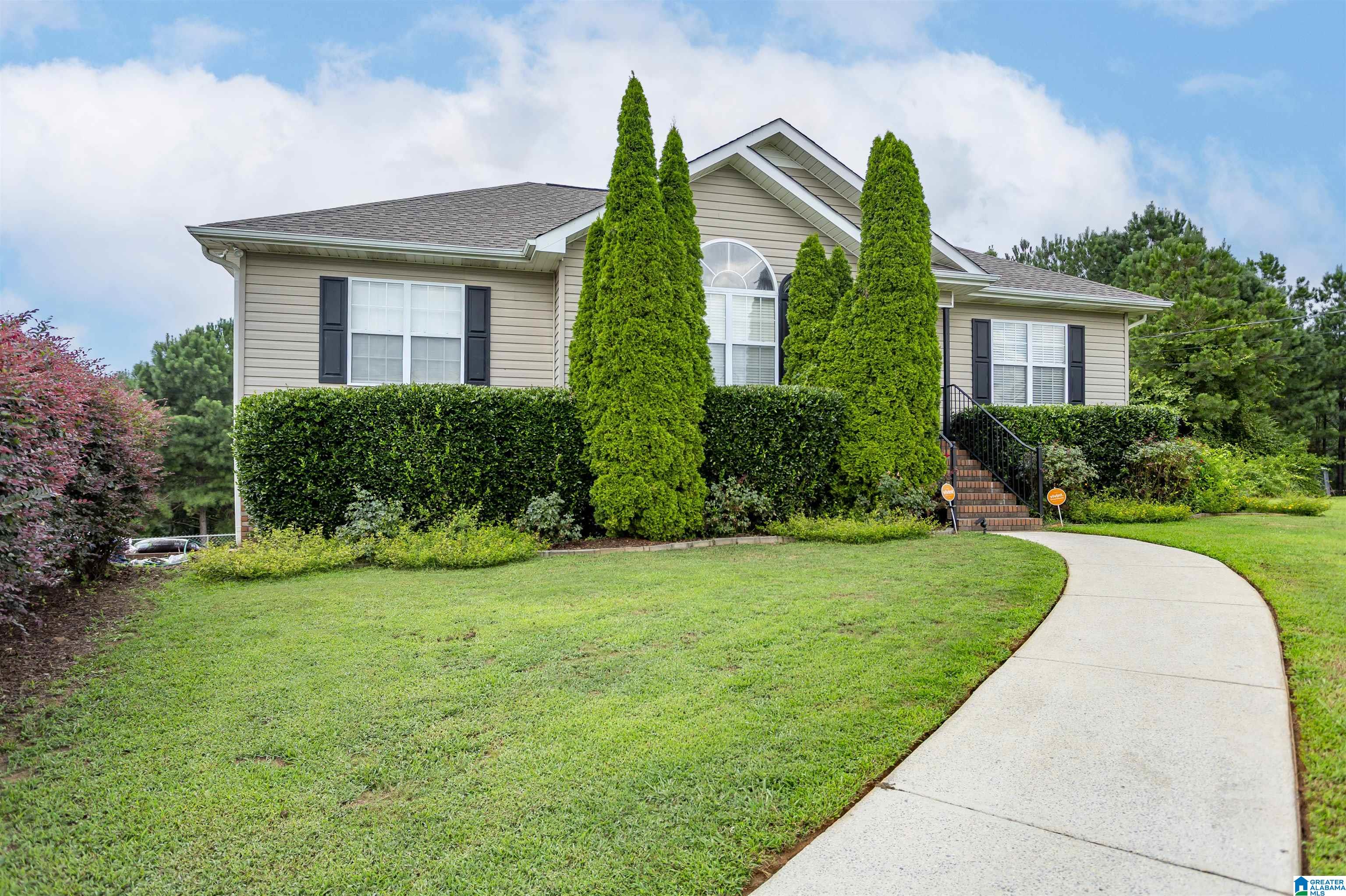 114 Deer Crossing Road Warrior, AL 35180 - Photo 2 of 22